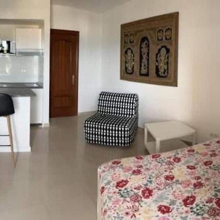 Apartment In Torremolinos Close To Beach מראה חיצוני תמונה